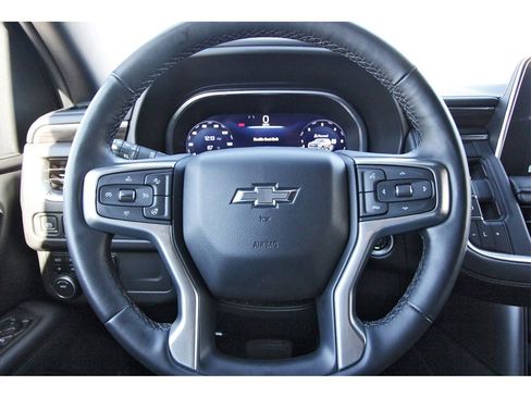 Used 2023 Chevrolet Tahoe Z71 w/ Luxury Package image 9