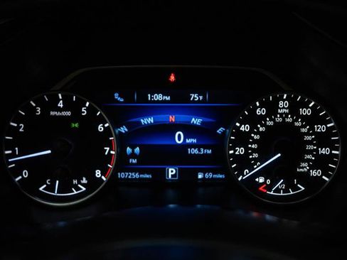 Used 2018 Nissan Murano SV AWD/4WD image 17