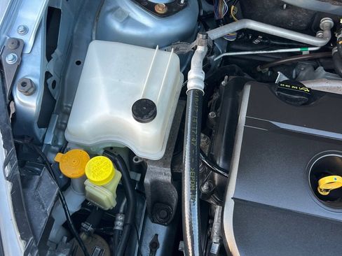 Used 2013 MAZDA MAZDA5 Touring image 39