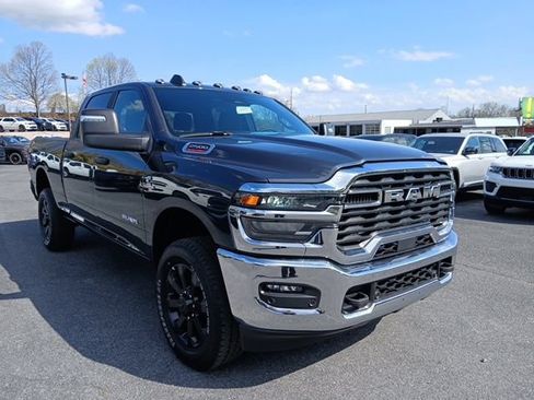 New 2026 RAM 2500 Big Horn AWD/4WD image 9