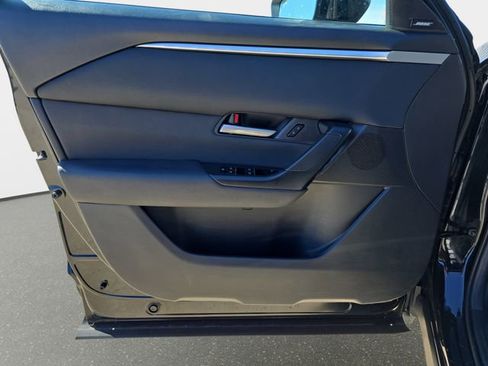 Used 2025 MAZDA CX-50 AWD 2.5 S w/ Premium Package image 29