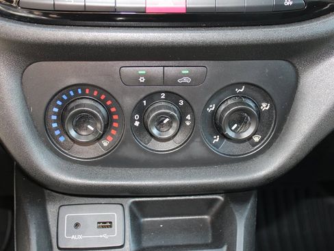 Used 2017 RAM ProMaster City Tradesman w/ Rear Back-up Camera Group image 11