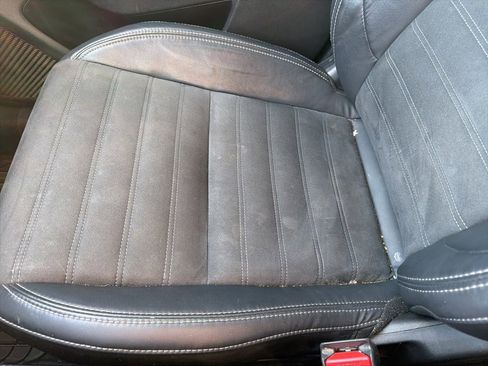 Used 2022 Mitsubishi Outlander SE image 26