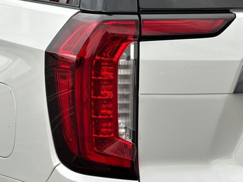 Used 2023 GMC Yukon XL AT4 w/ AT4 Premium Package image 45