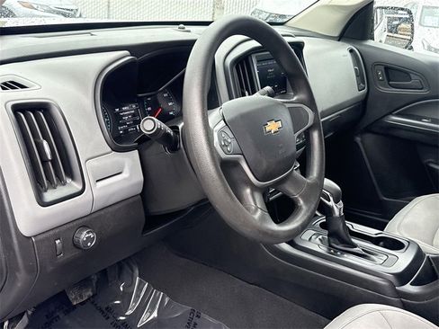 Used 2022 Chevrolet Colorado W/T w/ WT Convenience Package image 9