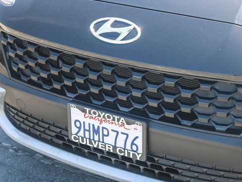 Used 2023 Hyundai Kona SEL w/ Cargo Package AWD/4WD image 6