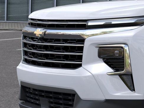 New 2026 Chevrolet Traverse LT image 13