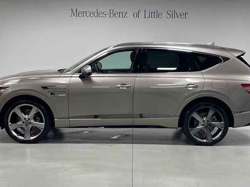 Used 2021 Genesis GV80 2.5T w/ Prestige Package 04 AWD/4WD image 2