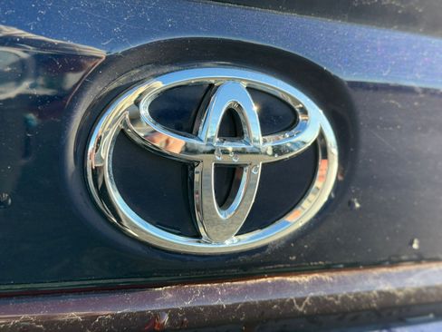 Used 2024 Toyota Corolla SE image 10