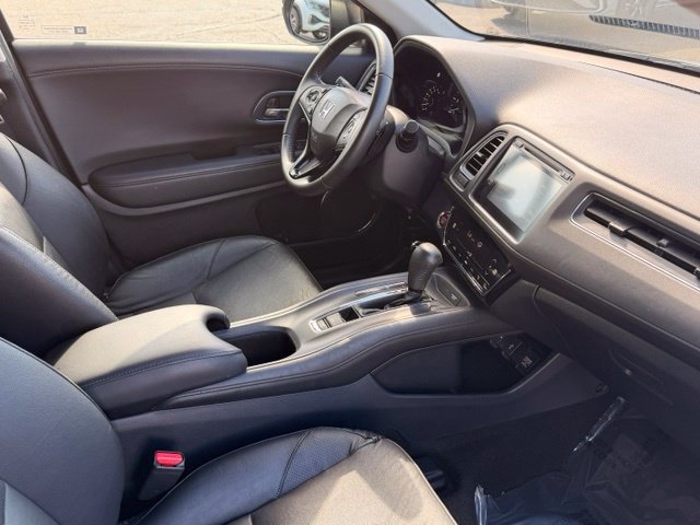 Used 2018 Honda HR-V EX-L image 16