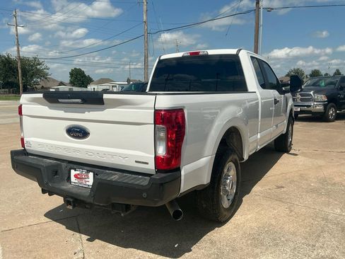 Used 2017 Ford F250 XL w/ Power Equipment Group RWD image 5