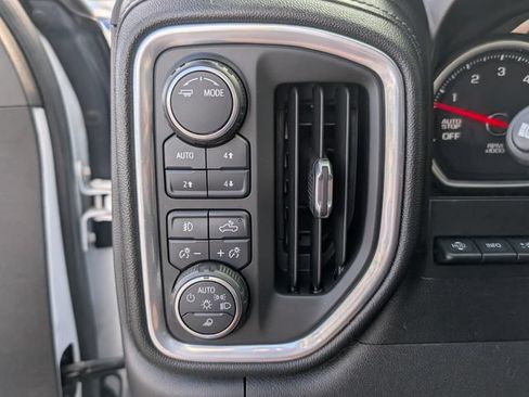 Used 2021 Chevrolet Silverado 1500 High Country w/ Technology Package AWD/4WD image 32