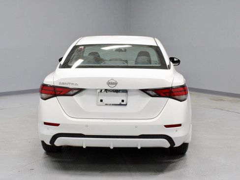 Used 2025 Nissan Sentra SV FWD image 9