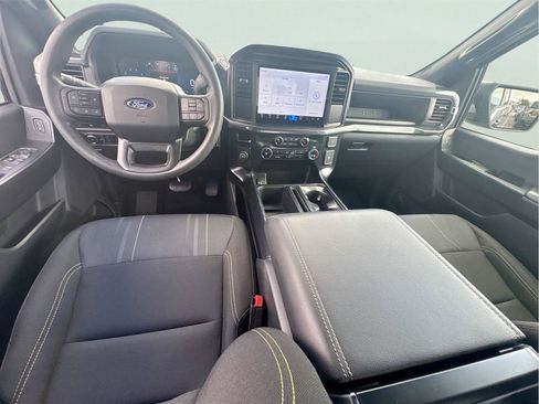 Used 2025 Ford F150 STX w/ Equipment Group 200A RWD image 7