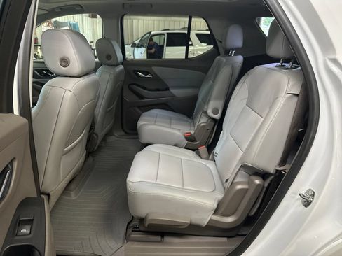 Used 2019 Chevrolet Traverse Premier AWD/4WD image 21