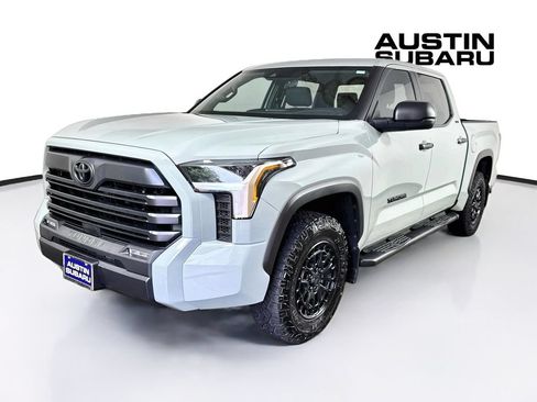 Used 2026 Toyota Tundra SR5 AWD/4WD image 3
