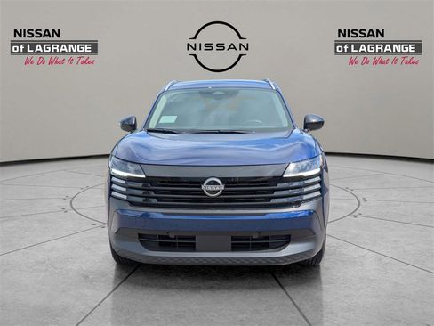 New 2026 Nissan Kicks SV image 2