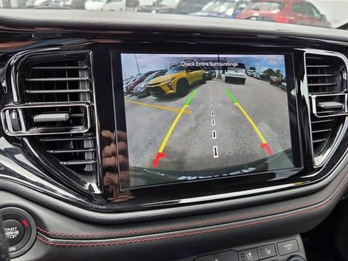 Used 2024 Dodge Durango GT RWD image 27