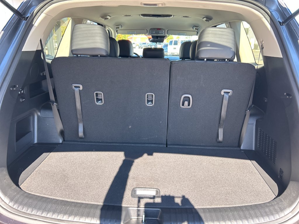 Used 2025 Kia Telluride LX FWD image 23