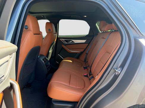 New 2026 Jaguar F-PACE R-Dynamic S image 21