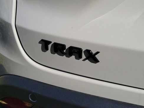 New 2026 Chevrolet Trax RS w/ Sunroof Package image 7