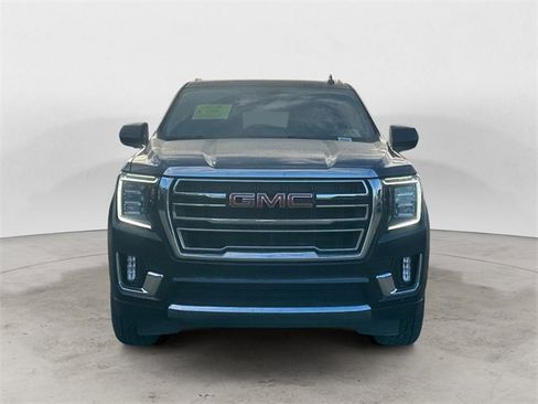 Used 2024 GMC Yukon XL SLT image 8