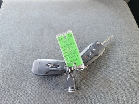 Used 2024 Ford F250 XLT AWD/4WD image 32