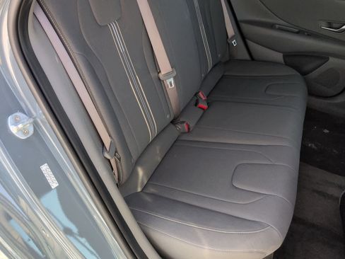 Used 2023 Hyundai Elantra SEL w/ Convenience Package image 21