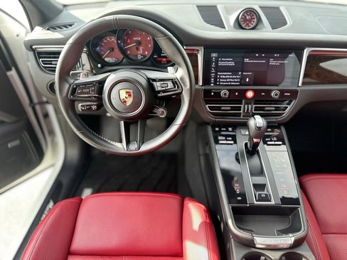 Used 2022 Porsche Macan GTS AWD/4WD image 10