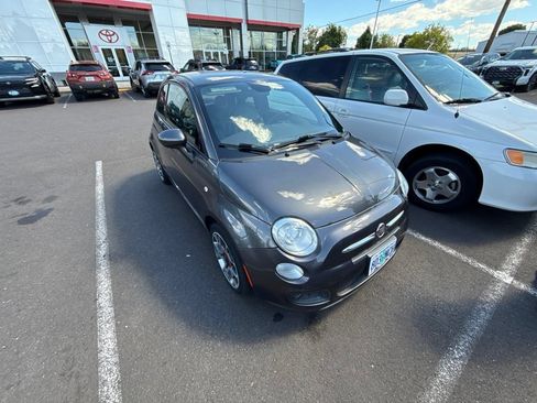 Used 2015 FIAT 500 Sport FWD image 3
