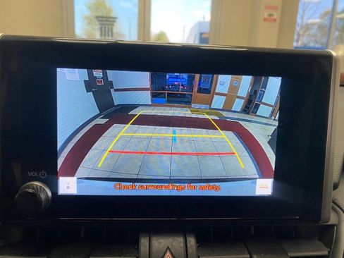 Used 2024 Toyota RAV4 LE image 31