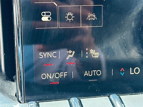 Used 2025 GMC Acadia Elevation image 20