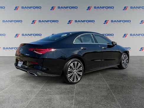 Used 2023 Mercedes-Benz CLA 250 4MATIC image 5