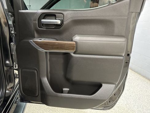Used 2021 Chevrolet Silverado 1500 LT Trail Boss w/ Bed Protection Package AWD/4WD image 18