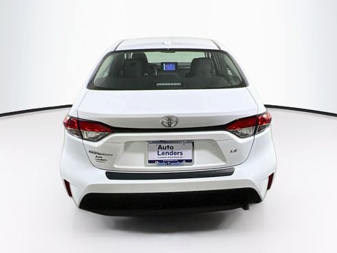 Used 2025 Toyota Corolla LE FWD image 6