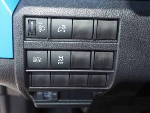 New 2025 Toyota Tacoma TRD Off-Road image 21