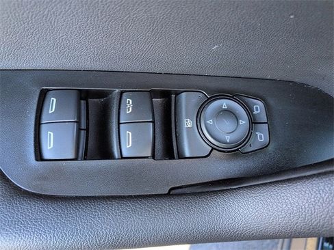 Used 2022 Chevrolet Blazer LT image 16