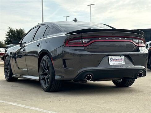 Used 2022 Dodge Charger Scat Pack image 6