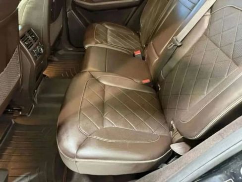 Used 2018 Mercedes-Benz GLE 43 AMG GLE 43 AMG w/ Premium 3 Package image 25