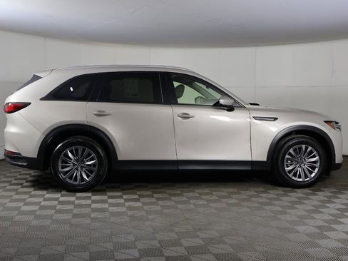 Used 2024 MAZDA CX-90 3.3 Turbo w/ Preferred Plus image 18