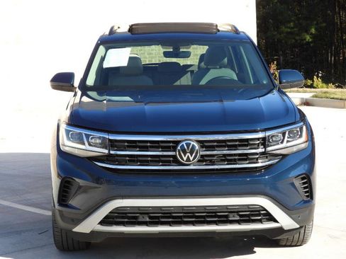 Used 2023 Volkswagen Atlas SE w/ Technology Package w/ Panoramic Sunroof Package image 29