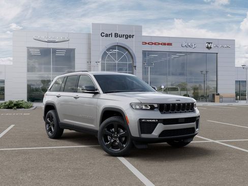 New 2026 Jeep Grand Cherokee Limited w/ Limited Altitude Package image 5