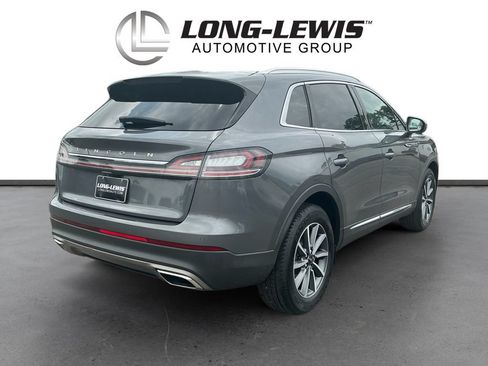 Used 2022 Lincoln Nautilus FWD image 7