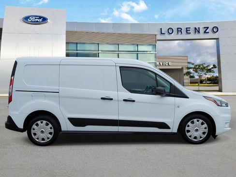 Used 2022 Ford Transit Connect XLT FWD image 4