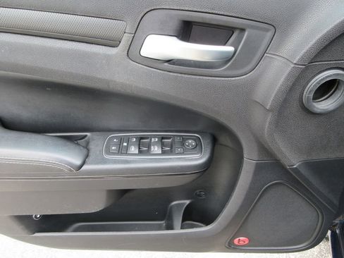 Used 2014 Chrysler 300 S image 22