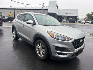 Used 2020 Hyundai Tucson SE w/ Winter Weather Package AWD/4WD video 3