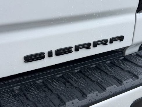Used 2025 GMC Sierra 2500 Denali w/ Technology Package AWD/4WD image 13