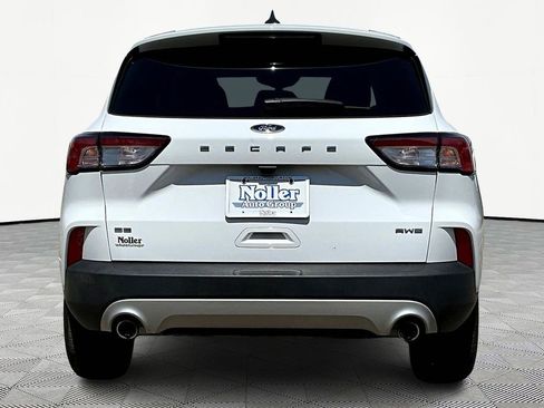 Used 2022 Ford Escape SE w/ Convenience Package AWD/4WD image 4