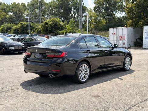 Certified 2023 BMW 330i xDrive Sedan w/ Premium Package AWD/4WD image 5