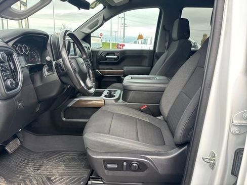 Used 2021 Chevrolet Silverado 1500 LT Trail Boss w/ Bed Protection Package image 9